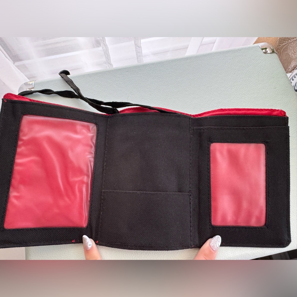 Men’s travel ID & card holder